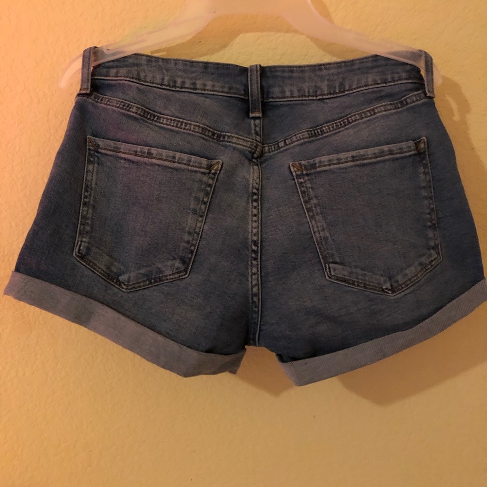 ana shorts - Picture 2 of 4